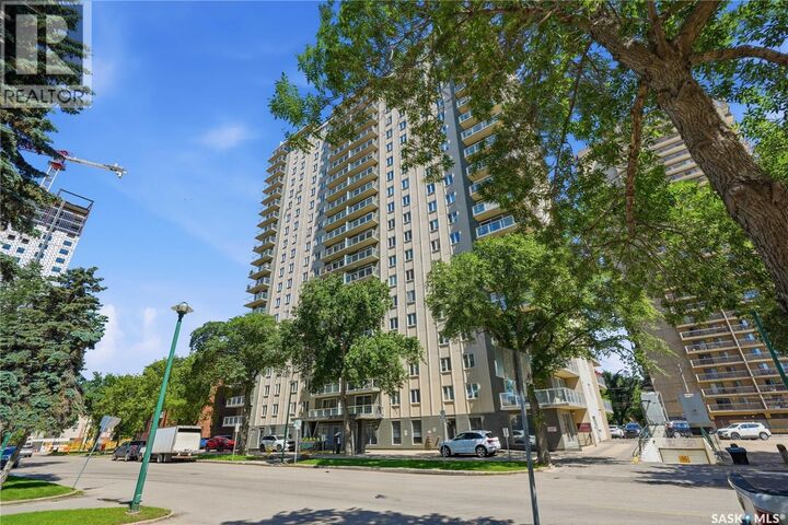 Property Photo:  205 320 5th Avenue N  SK S7K 2P5 
