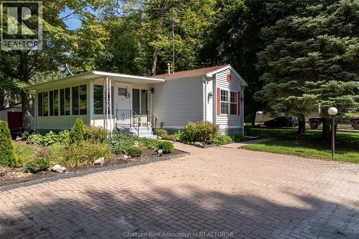 Property Photo:  29338 Jane Road 20  ON N0P 2X0 