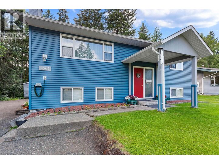 1601 Pearson Avenue — photo 1