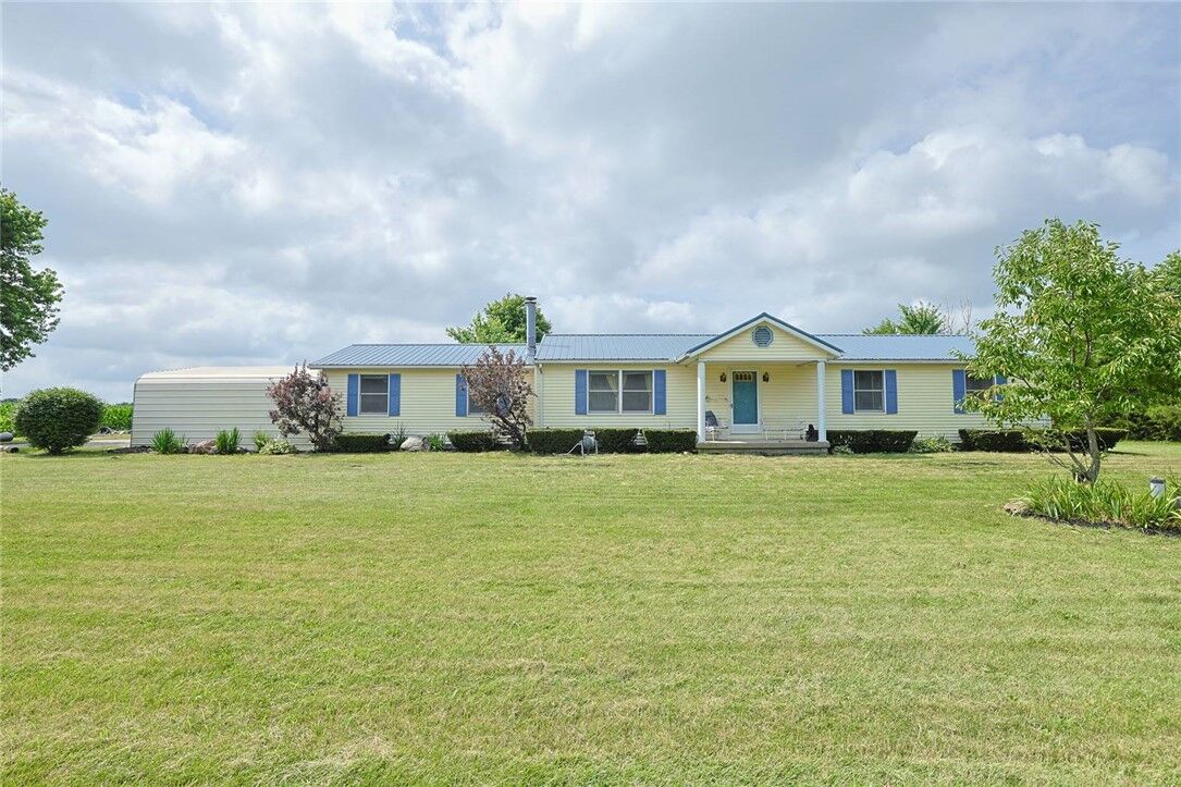Property Photo: 11800 Coppock Road OH 45337