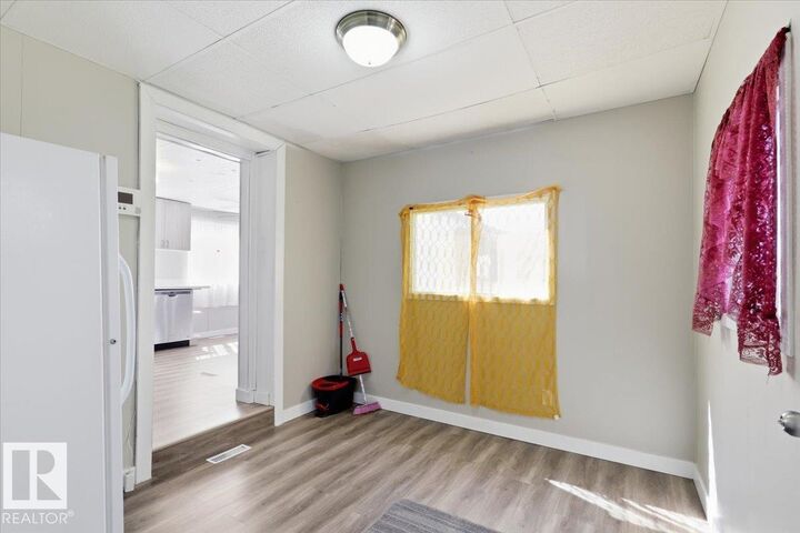 Property Photo: 5108 44ave AB T0C 0V0