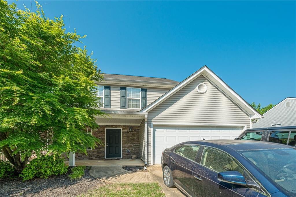 Property Photo:  316 Greystone Circle  GA 30141 