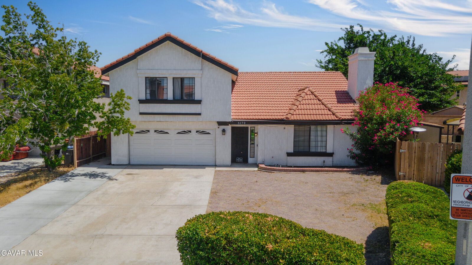 Property Photo: 5172 Cantlewood Drive CA 93552