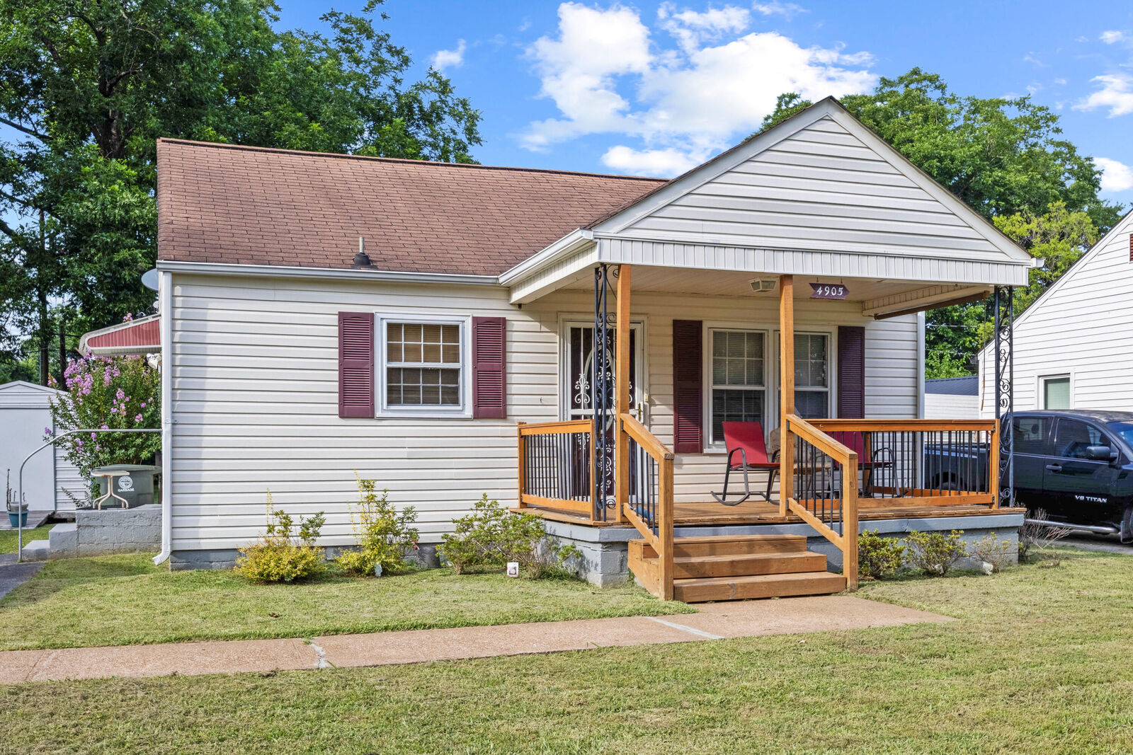 Property Photo:  4905 Cameron Lane  TN 37411 