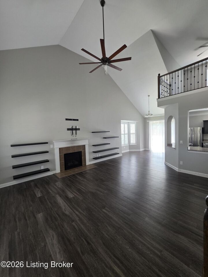 Property Photo: 12510 Deer Lake Ln KY 40299