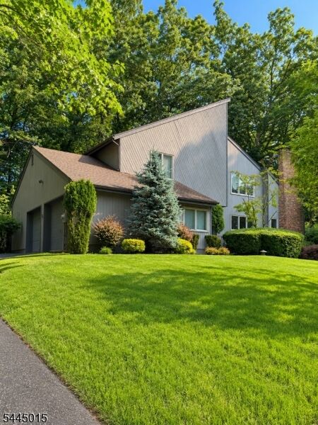 Property Photo:  8 N Bayard Ln  NJ 07430 