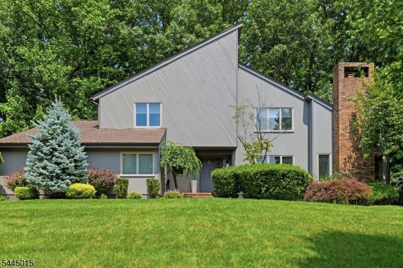 Property Photo:  8 N Bayard Ln  NJ 07430 