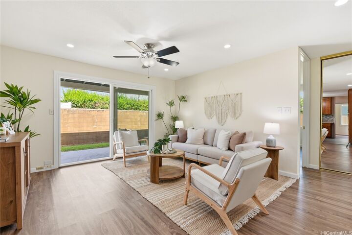 Property Photo:  95-461 Kaulia Place  HI 96789 