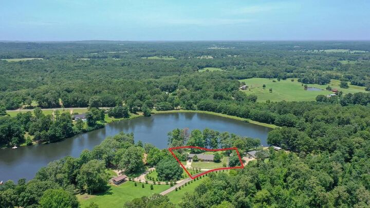 Property Photo: 316 County Road 2750 TX 75656