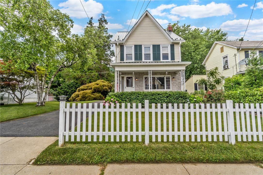 Property Photo: 623 George Street PA 18072