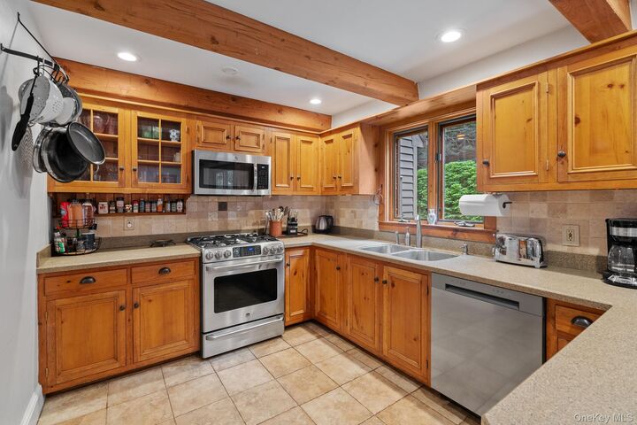 Property Photo:  165 Benedict Road  NY 12549 