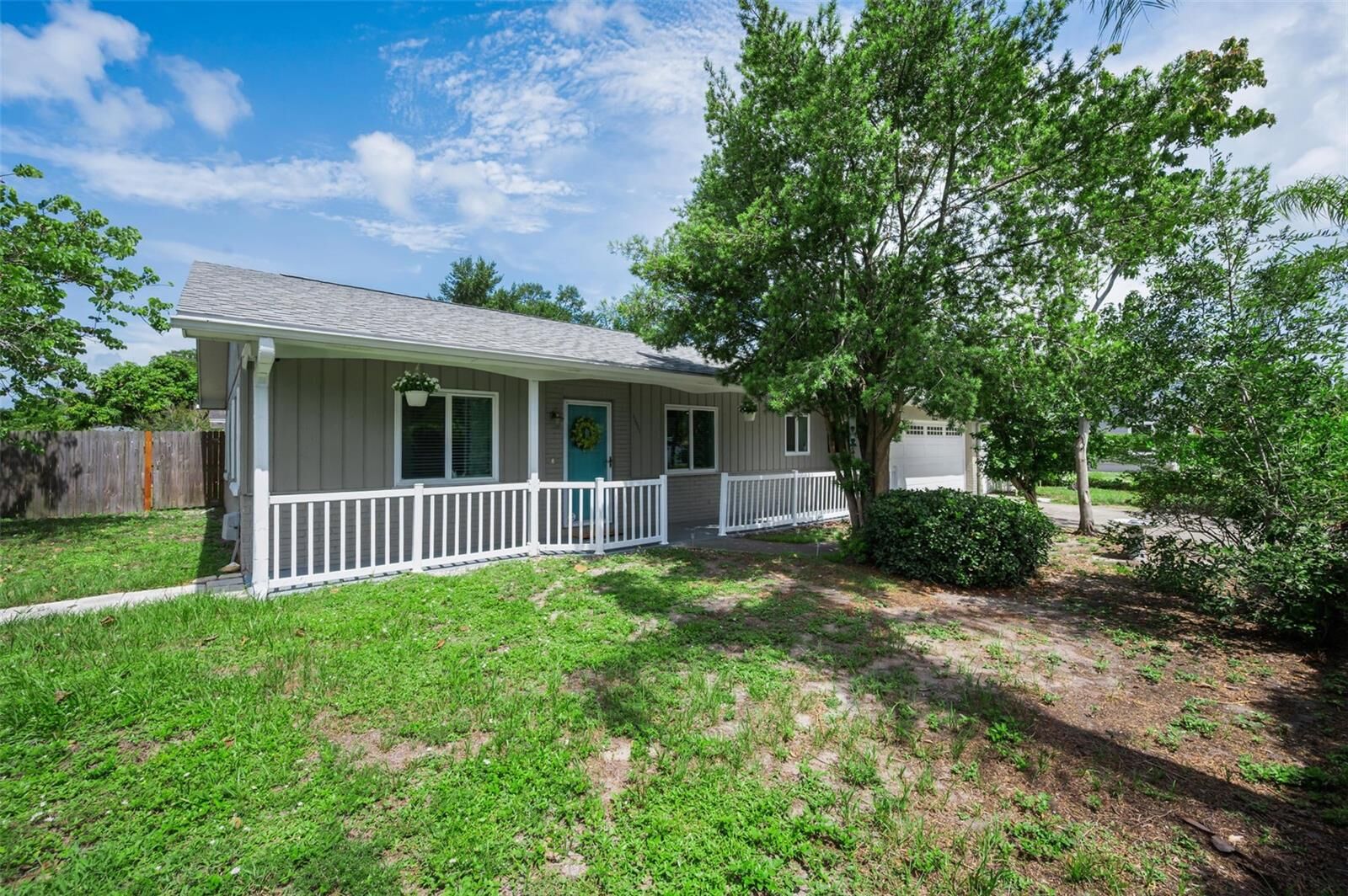 Property Photo:  11501 119th Terrace  FL 33778 