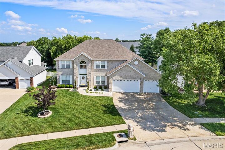 Property Photo:  440 Parkshire Place Drive  MO 63368 