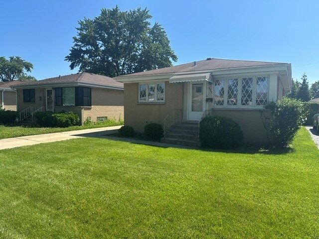 Property Photo:  4933 N Ozanam Avenue  IL 60706 