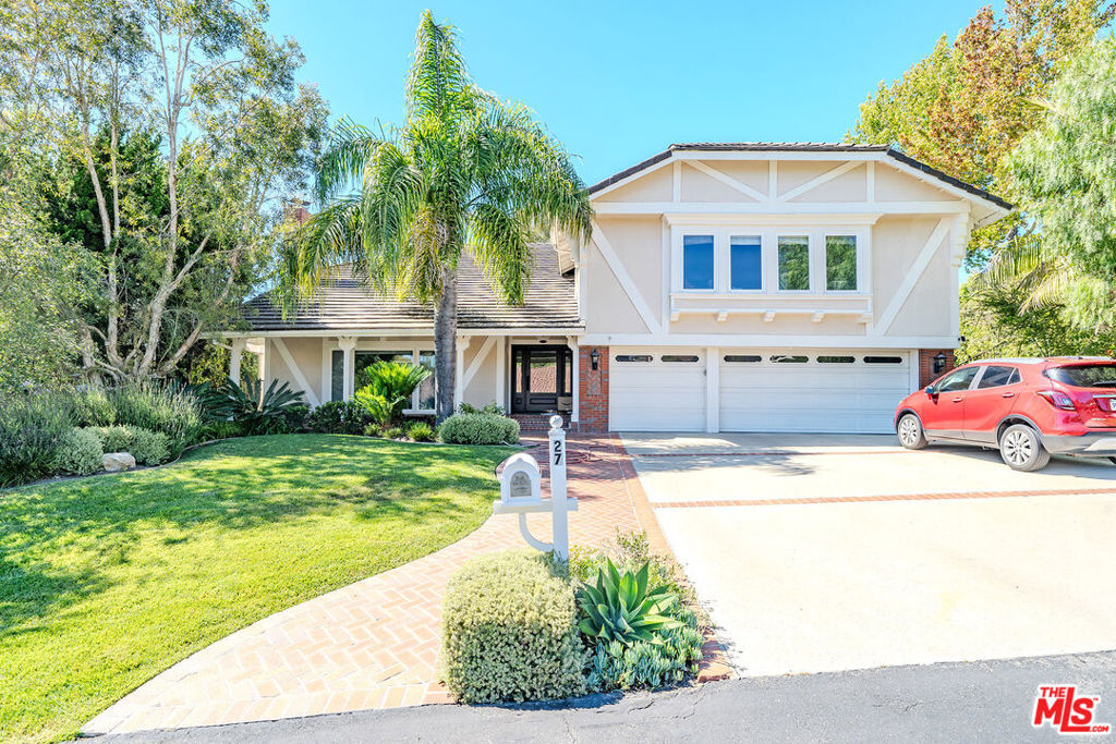 Property Photo: 27 Horseshoe Lane CA 90274