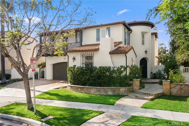 Property Photo:  16 Kempton Lane  CA 92694 