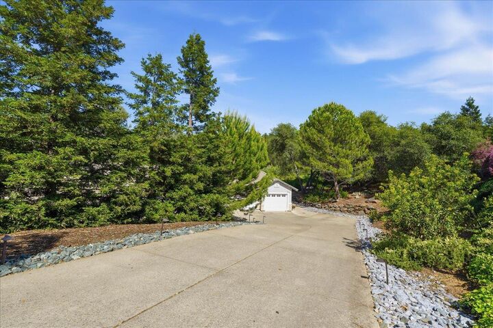 Property Photo: 3621 Foxmore Lane CA 95672
