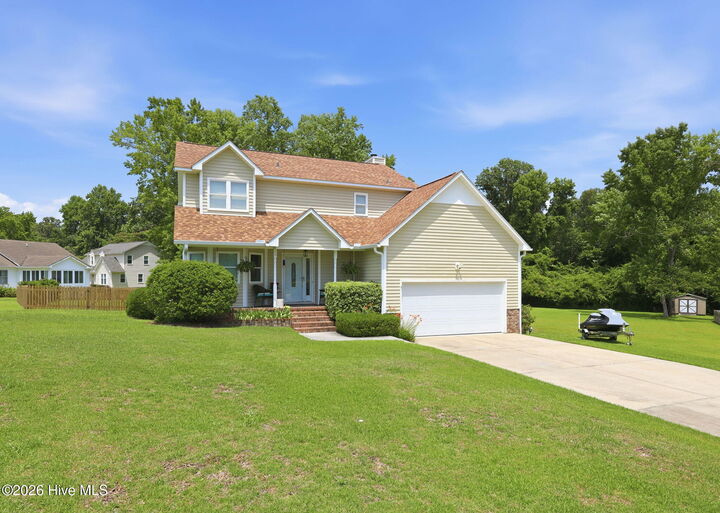 Property Photo:  437 Foxhunt Lane  NC 28532 