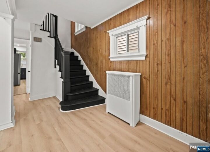 Property Photo:  12 Clifford Street  NJ 07018 
