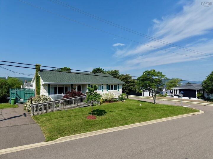39 Napean St. — photo 1