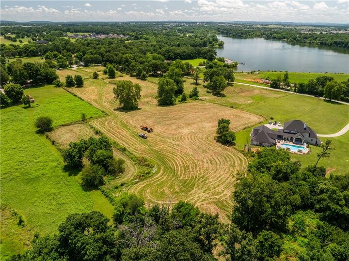 Property Photo:  Lot 6 1.11 Acres E Lake Road  AR 72762 