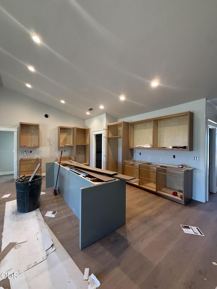 Property Photo:  3366 Viewpoint Drive  OR 97504 
