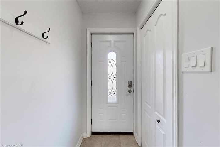 Property Photo:  3001 Centennial Drive 25  ON L7M 1B3 