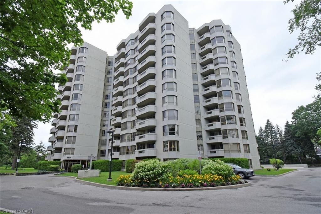 Property Photo:  1201 North Shore Boulevard E 405  ON L7S 1Z5 