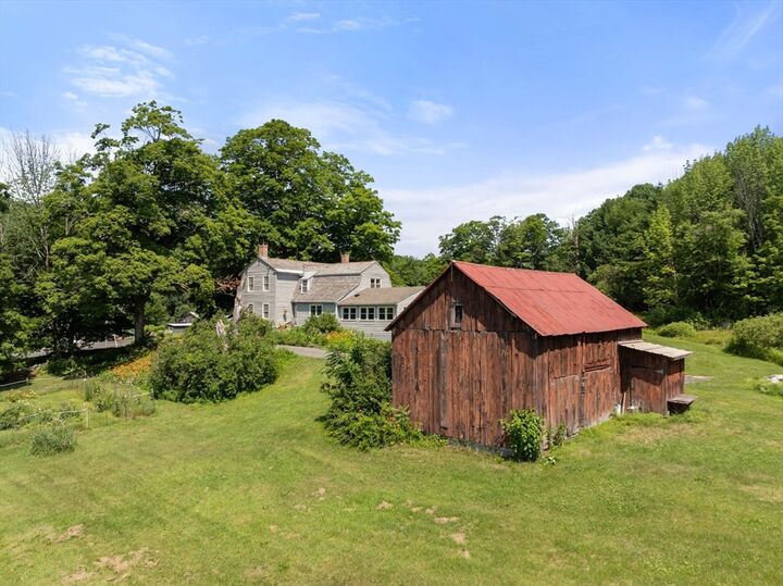 Property Photo:  287 Williamsburg  MA 01096 