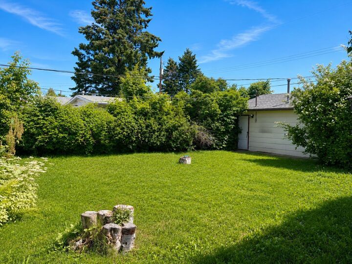 Property Photo: 5035 48 Street AB T4T 1M4