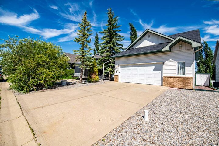 Property Photo:  28 Westwood Crescent  AB T4S 1P6 