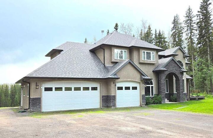 Property Photo: 541 Clearwater Estates Crescent AB T4T 2A2