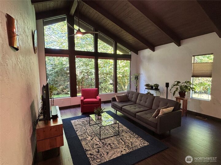 Property Photo:  38  Grays Harbor Boulevard  WA 98550 