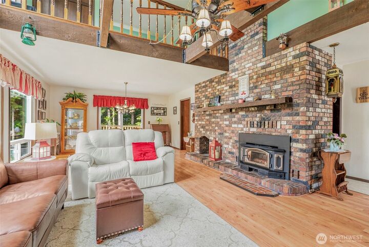Property Photo:  190  Martin Road  WA 98645 