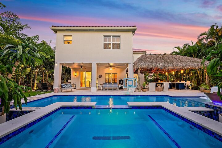 Property Photo: 152 Porgee Rock Place FL 33458