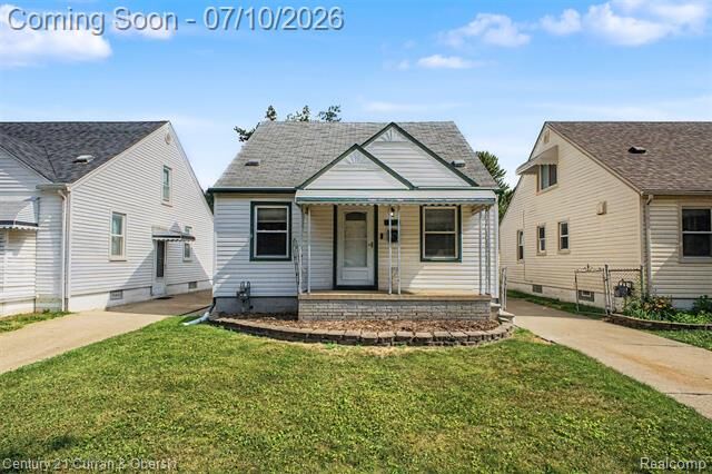 Property Photo:  21032 Carlysle Street  MI 48124 