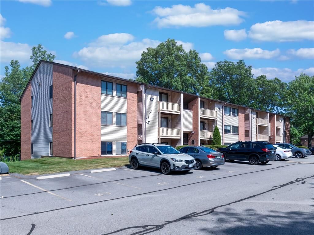 Property Photo: 1137 Hartford Avenue 5B RI 02919