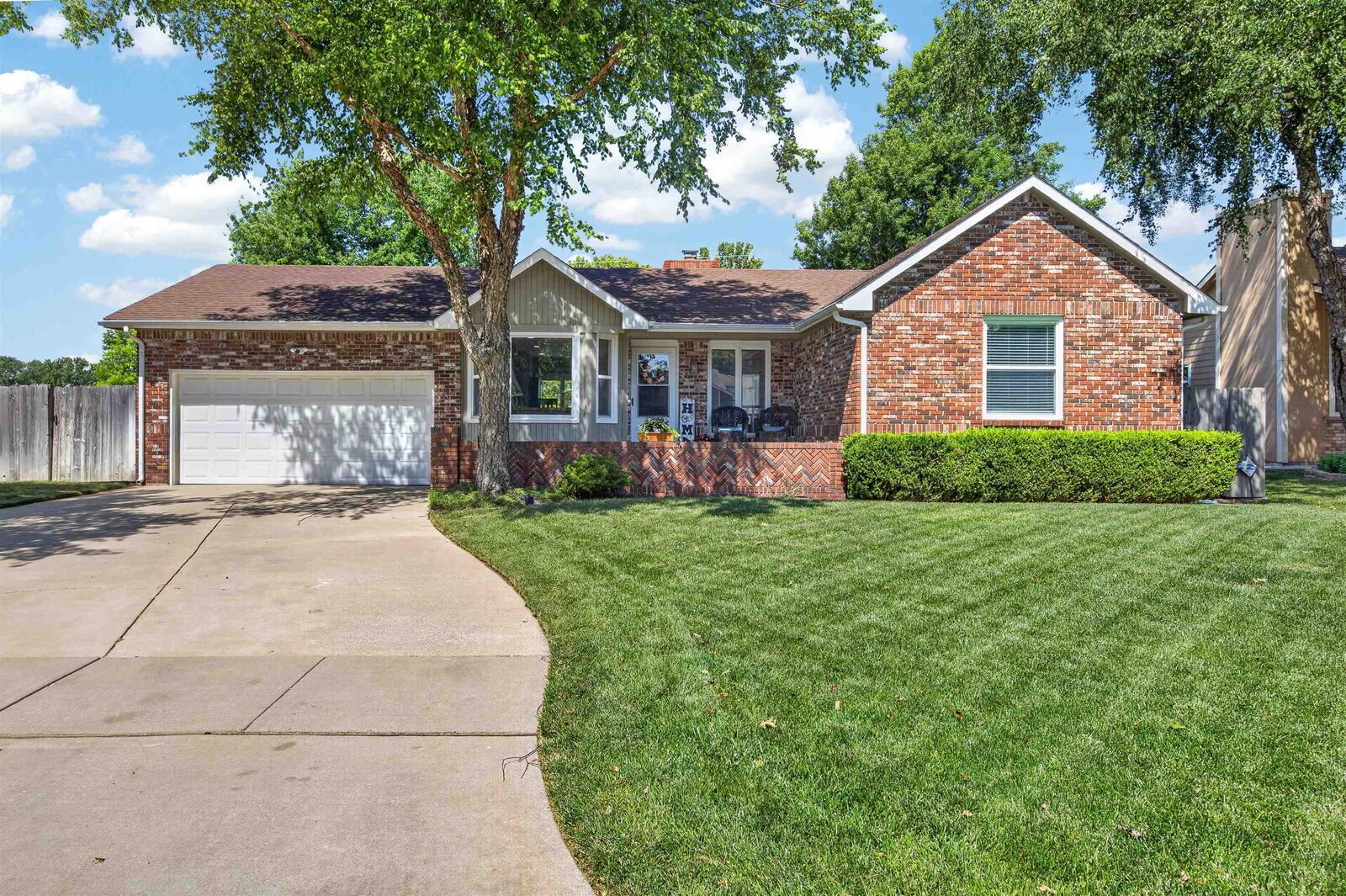 Property Photo:  503 N Pine Grove  KS 67212 
