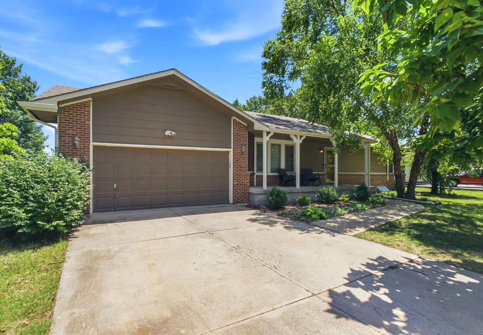 Property Photo:  2002 Marc  KS 67002 