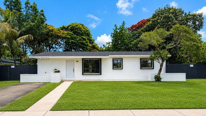 Property Photo:  15551 SW 101st Ave  FL 33157 