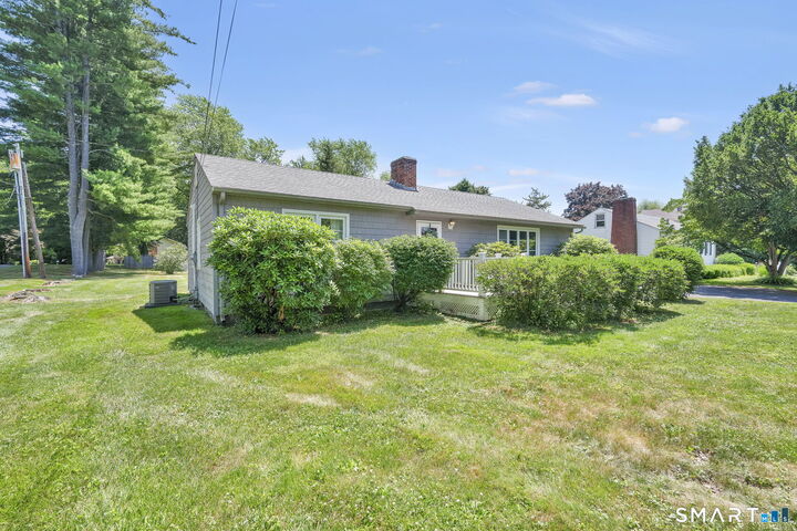 Property Photo:  1467 Enfield Street  CT 06082 