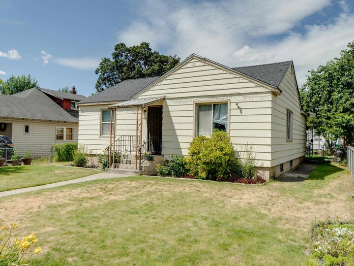 Property Photo: 4411 N Howard St WA 99205
