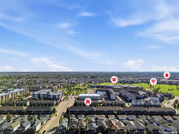 Property Photo:  320 Willowgrove Lane  SK S7W 0H7 