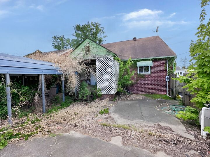 Property Photo:  15 Westlawn Avenue  OH 45640 