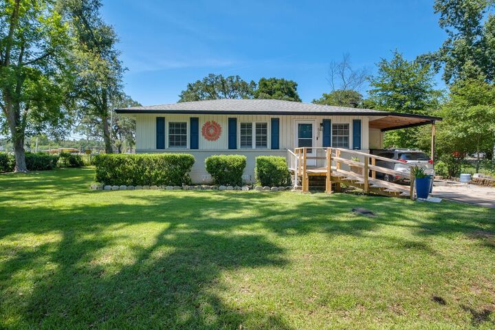 Property Photo: 500 Lynndale Street FL 32301