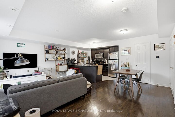 5 Elsie Lane Th135 — photo 1