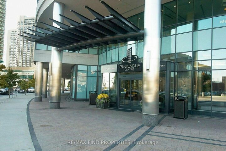 Property Photo: 12 Yonge Street 1505 ON M5E 1Z9