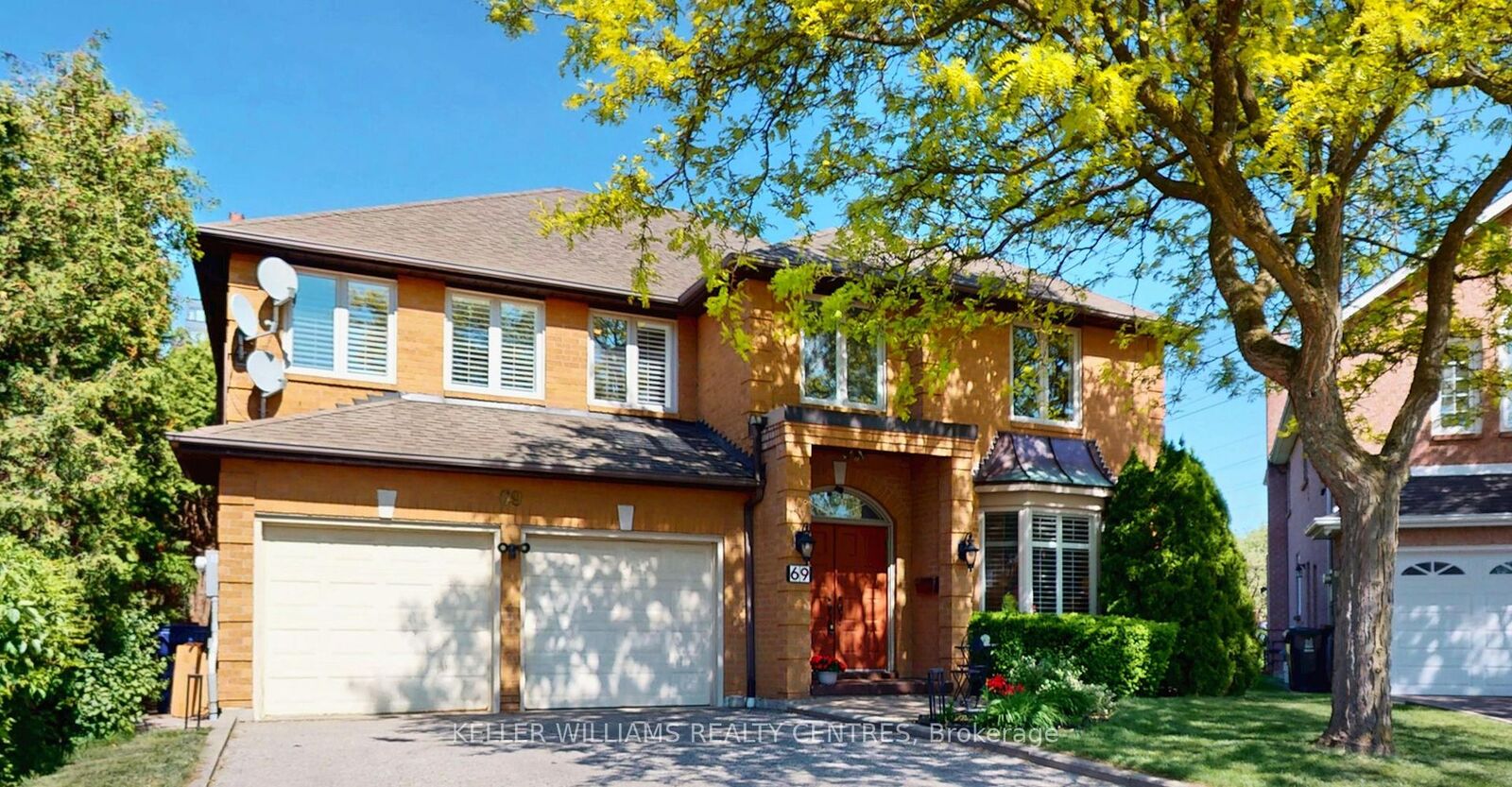 Property Photo: 69 Gustav Crescent ON M2M 4G9