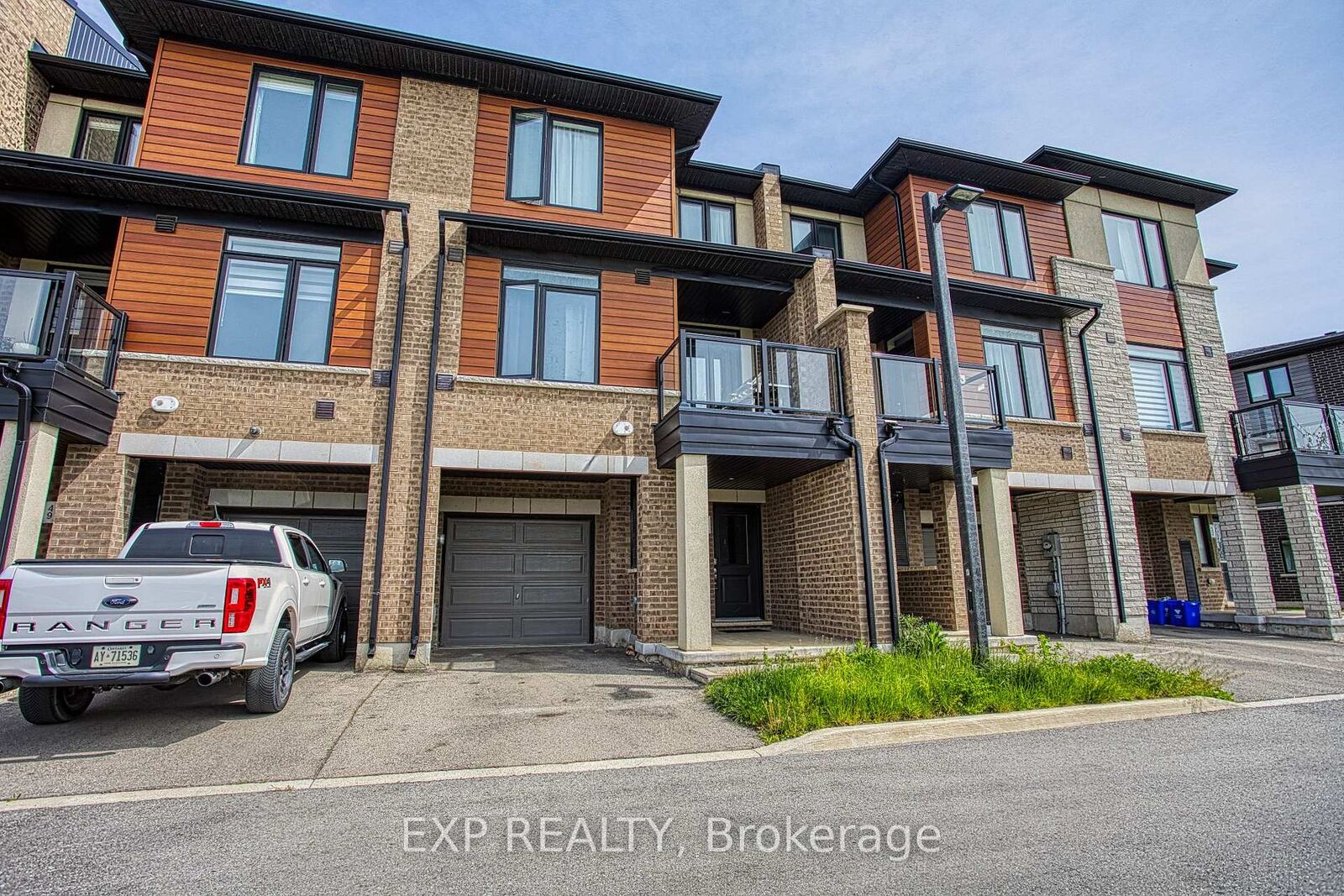 Property Photo: 590 North Service Road 50 ON L8E 0K5