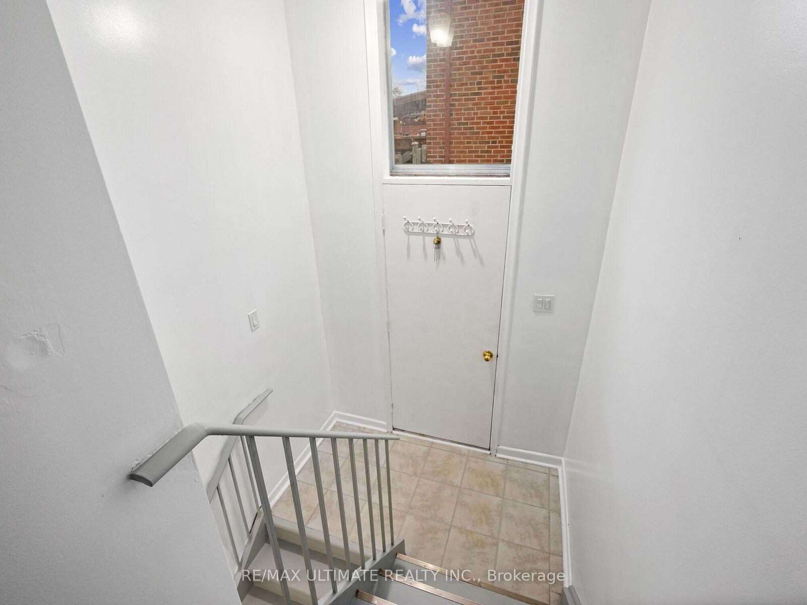 Property Photo:  1255 Forestwood Drive  ON L5C 1J2 